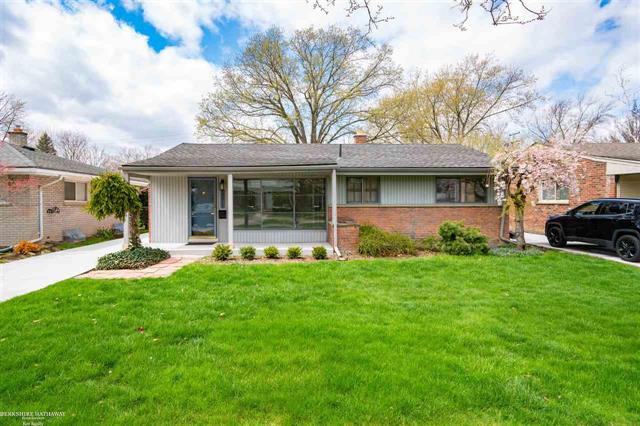 front view picture of 22917 Marter, Saint Clair Shores, MI. 48080