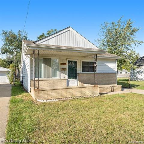 front view picture of 13877 Hendricks, Warren, MI. 48089