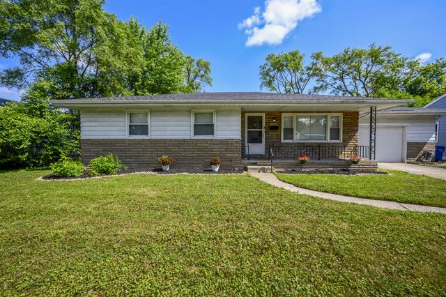 front view picture of 11245 Maxwell, Warren, MI. 48089