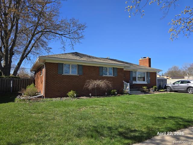 front view picture of 22320 Red Maple Lane, Saint Clair Shores, MI. 48080