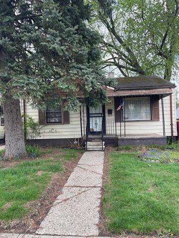 front view picture of 11280 Maxwell, Warren, MI. 48089