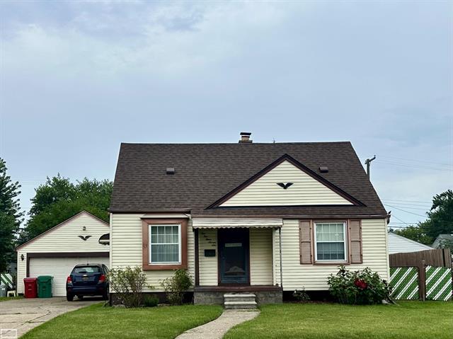 front view picture of 22476 Saxony, Eastpointe, MI. 48021