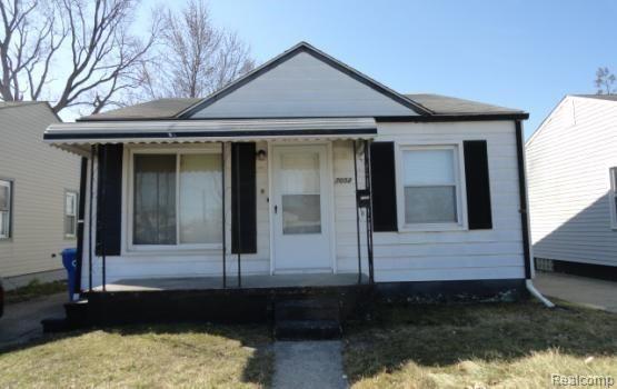 front view picture of 7052 Republic, Warren, MI. 48091