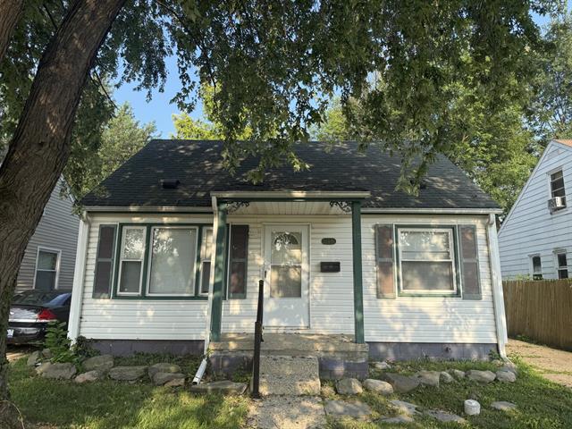 front view picture of 22436 Cushing, Eastpointe, MI. 48021