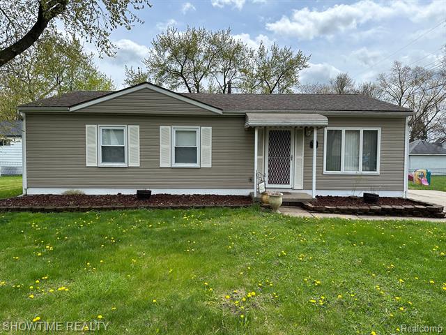 front view picture of 27325 Byron St, Southfield, MI. 48033