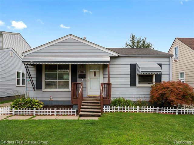 front view picture of 23304 Willard, Warren, MI. 48089