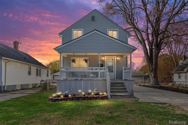 front view picture of 22761 Melrose, Eastpointe, MI. 48021