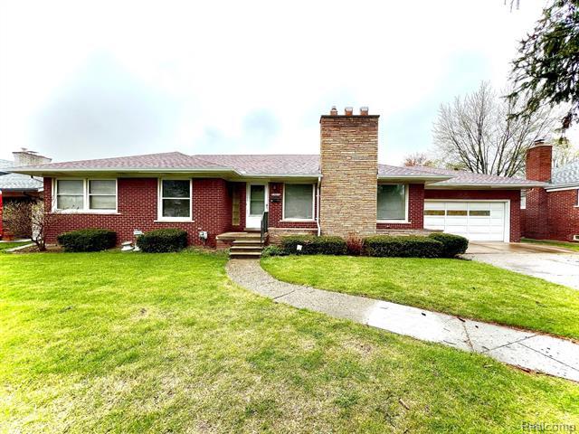 front view picture of 19615 Maxine, Saint Clair Shores, MI. 48080