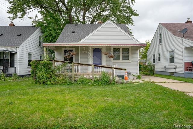 front view picture of 23011 Normandy, Eastpointe, MI. 48021