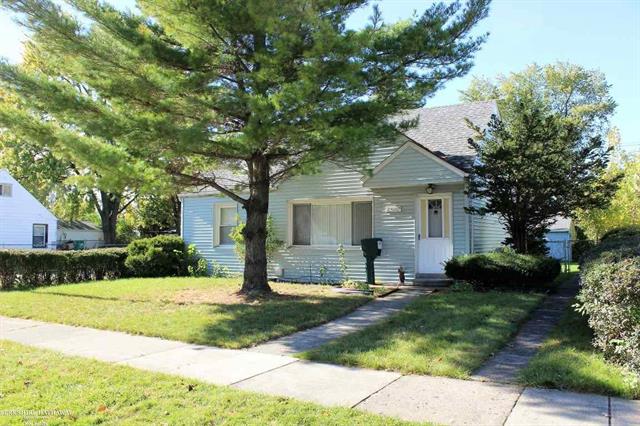 front view picture of 23007 Rosalind, Eastpointe, MI. 48021