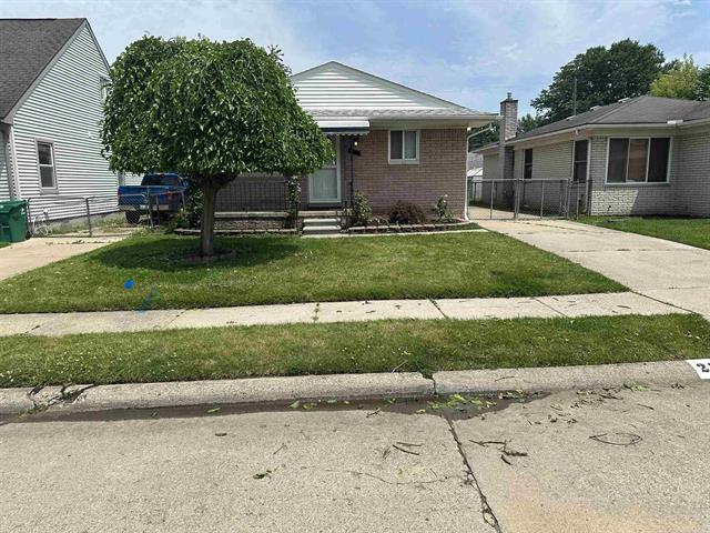 front view picture of 23072 Rein, Eastpointe, MI. 48021