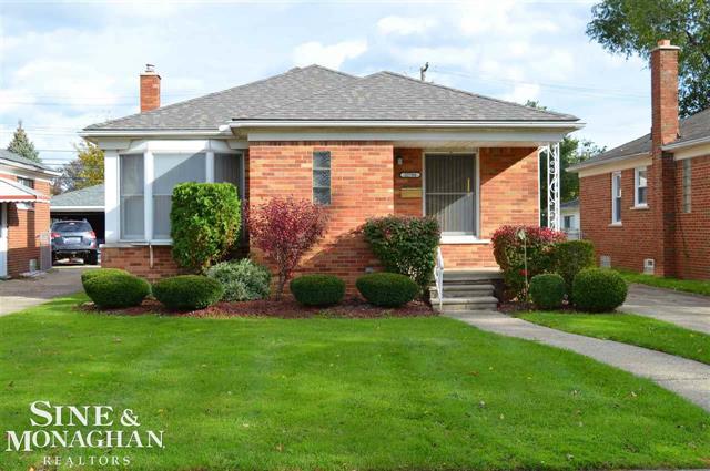front view picture of 22788 Courtland, Eastpointe, MI. 48021