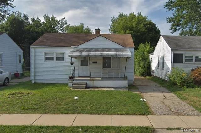 front view picture of 11294 Essex, Warren, MI. 48089