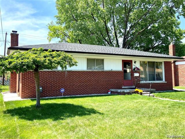 front view picture of 24245 Patricia, Warren, MI. 48091