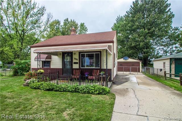 front view picture of 23135 Rausch, Eastpointe, MI. 48021