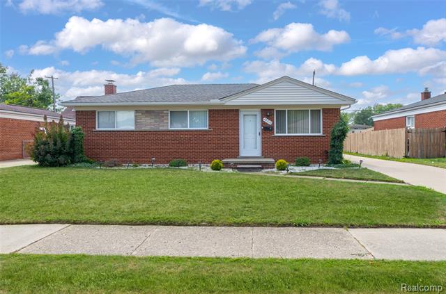 front view picture of 24315 Blackmar, Warren, MI. 48091