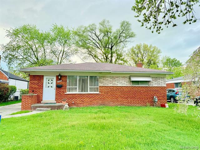 front view picture of 24347 Loretta, Warren, MI. 48091