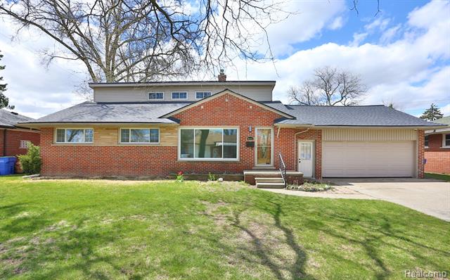 front view picture of 24331 Hill, Warren, MI. 48091