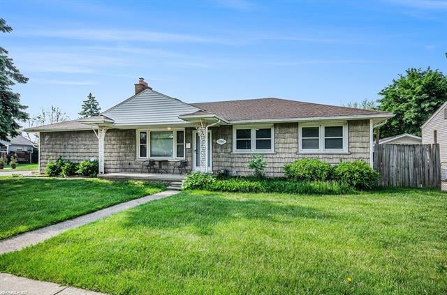 front view picture of 17844 Stephens, Eastpointe, MI. 48021