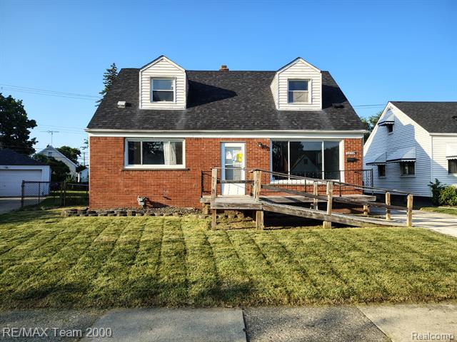 front view picture of 15735 Semrau, Eastpointe, MI. 48021