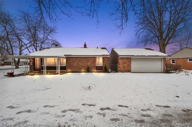 front view picture of 11216 Unity, Warren, MI. 48089