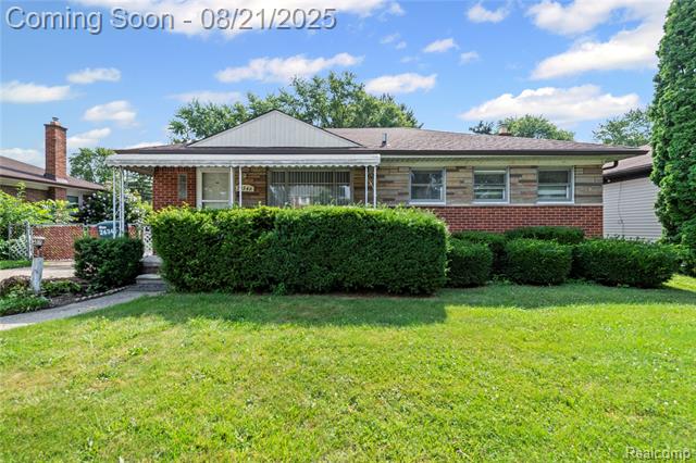front view picture of 24346 Hayes, Eastpointe, MI. 48021
