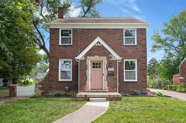 front view picture of 16664 Forest, Eastpointe, MI. 48021