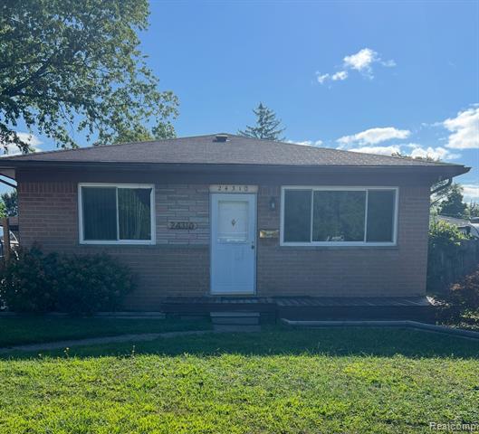 front view picture of 24310 Pingree, Warren, MI. 48089