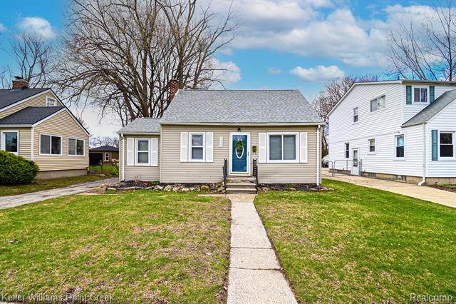 front view picture of 21906 Fresard, Saint Clair Shores, MI. 48080