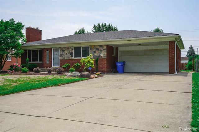 front view picture of 14670 Shirley, Warren, MI. 48089