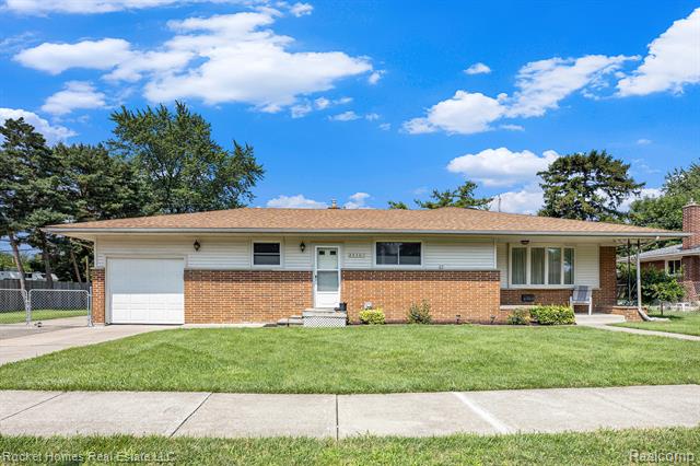 front view picture of 24701 Wood, Saint Clair Shores, MI. 48080