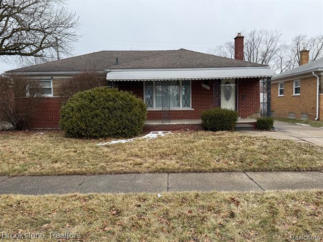 front view picture of 24675 Ridgecroft, Eastpointe, MI. 48021