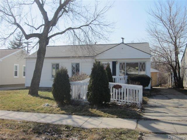 front view picture of 25111 Hayes, Warren, MI. 48089