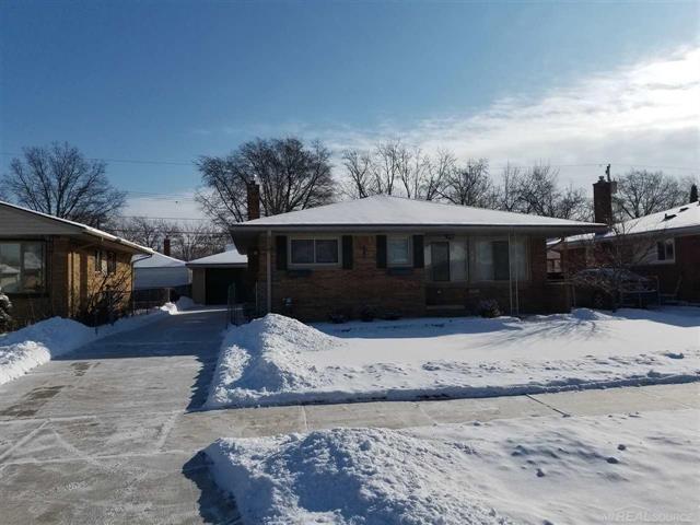 front view picture of 24720 Culver, Saint Clair Shores, MI. 48080