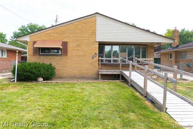 front view picture of 24800 Culver, Saint Clair Shores, MI. 48080
