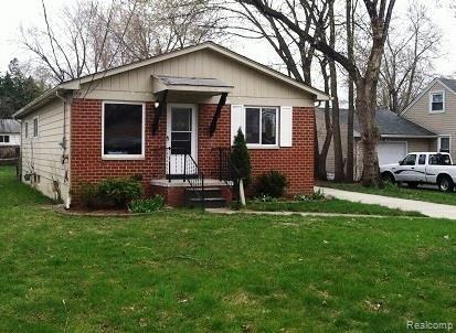 front view picture of 25460 Eureka, Warren, MI. 48091