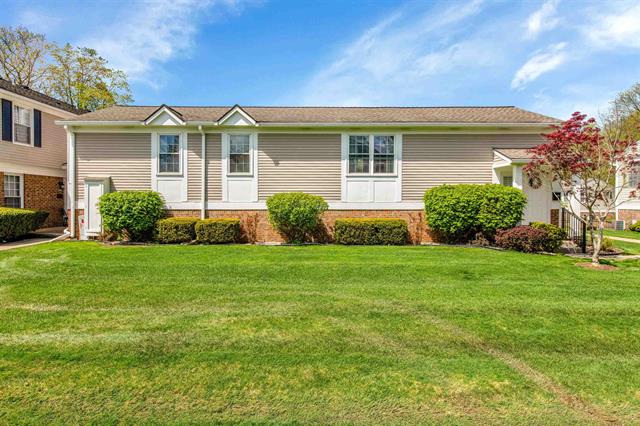 front view picture of 42108 Pellston Dr, Northville, MI. 48167