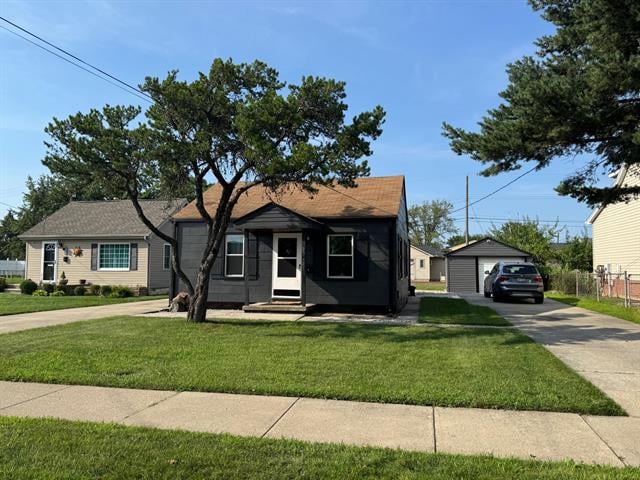 front view picture of 22421 Maple, Saint Clair Shores, MI. 48081