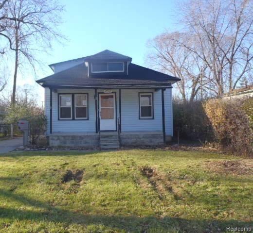 front view picture of 24921 Lovell, Saint Clair Shores, MI. 48080