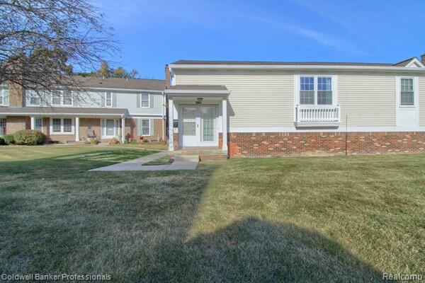 front view picture of 41796 Broquet Dr, Northville, MI. 48167