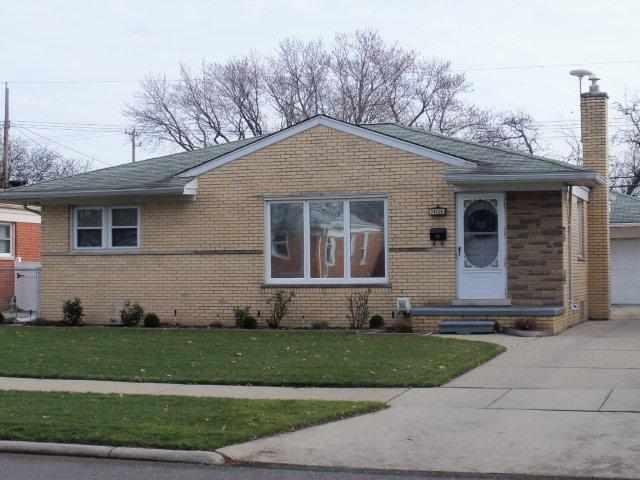 front view picture of 24908 Cubberness, Saint Clair Shores, MI. 48080