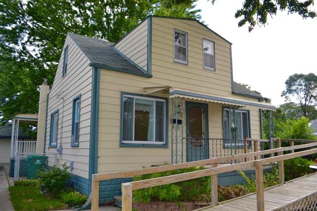 front view picture of 16454 10 Mile Rd, Eastpointe, MI. 48021