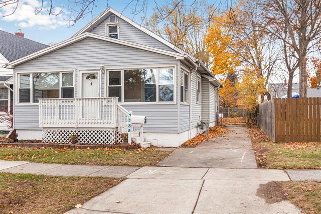 front view picture of 7335 Wiegand, Center Line, MI. 48015