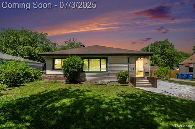 front view picture of 14879 Shirley, Warren, MI. 48089