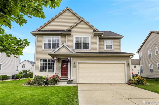 front view picture of 25228 Independence Trl, Warren, MI. 48089