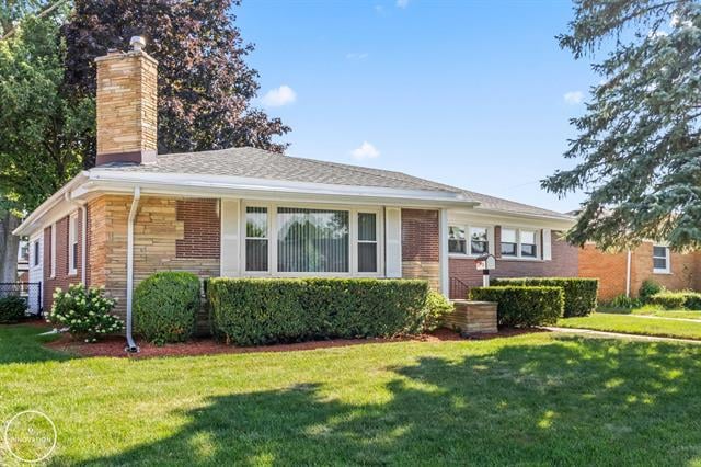 front view picture of 22325 Benjamin, Saint Clair Shores, MI. 48081