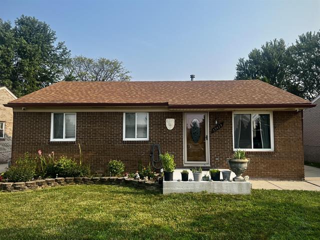 front view picture of 13429 Zagaiski, Warren, MI. 48089