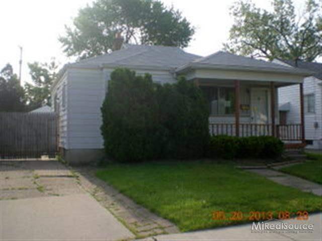 front view picture of 25216 Send, Roseville, MI. 48066