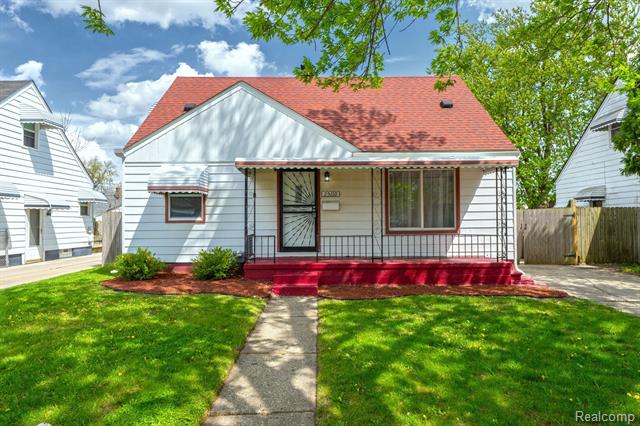front view picture of 25110 Cole, Roseville, MI. 48066