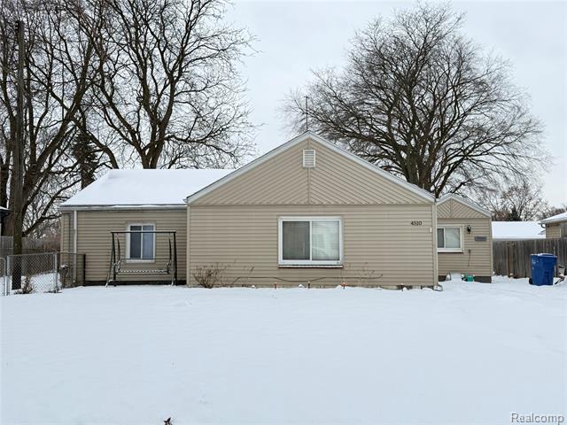 front view picture of 4510 Marr, Warren, MI. 48091